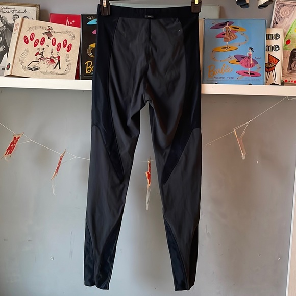 CW -X Women’s Endurance Generator Insulator Tharmal  Compression Tight M - Picture 4 of 13